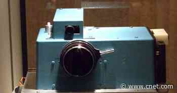 History of digital cameras: From '70s prototypes to iPhone and Galaxy's everyday wonders     - CNET