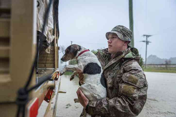Hundreds evacuated, some by chopper, from New Zealand floods - The Associated Press