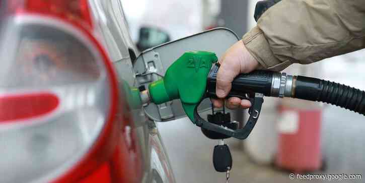 Gas prices reach highest average in 7 years as Memorial Day travel surges but supply falls short