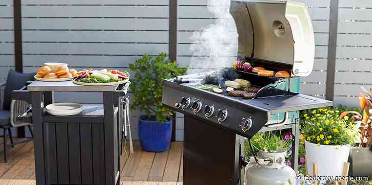 The best Memorial Day grilling deals including grills, meat, and grilling accessories