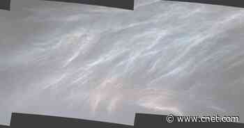NASA Mars rover spots iridescent 'mother of pearl' clouds     - CNET