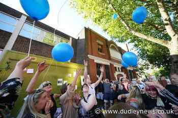 Applause at vigil for 'flower man of Islington' after stab death - Dudley News