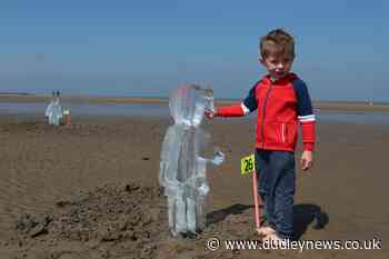 Ice sculptures installed on beach to highlight climate change - Dudley News