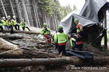 Blame in Italy cable car deaths rests with technician, judge rules
