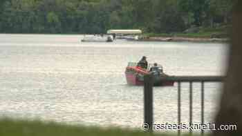 Man who jumped into Burnsville lake to save girlfriend found dead