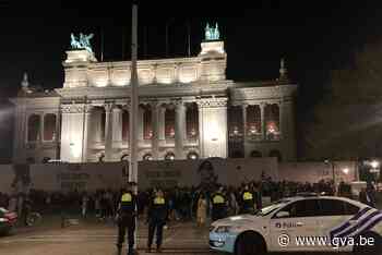 Politie 'betrapt' jongeren 's nachts… tijdens opruimen Leopo... (Antwerpen) - Gazet van Antwerpen