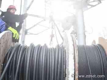 This fiber optic cable full of air could be the key to better 5G networks