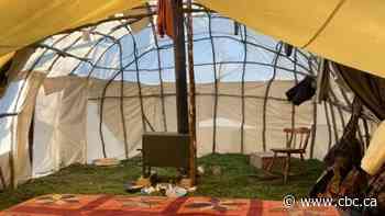 'Happy place': Cree couple lives long-held dream to build, live in traditional dome dwelling