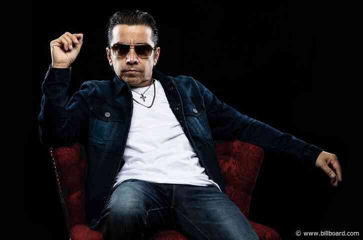 Life After Selena y Los Dinos: Joe Ojeda Kicks Off Solo Career With ‘Dueña De Tu Cama’