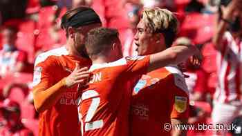 League One play-off final: Blackpool 2-1 Lincoln City - Tangerines return to Championship
