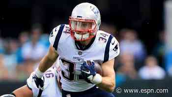 Pats RB Burkhead follows GM Caserio to Texans