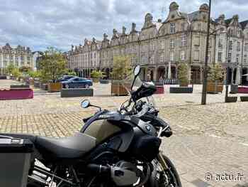 À Arras, un nouveau parking pour les motos sur la Grand Place - actu.fr