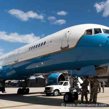 Pentagon Shelves Plans for New Air Force Two