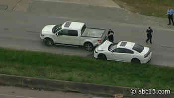 Driver found dead with gunshot wounds on highway in north Houston - KTRK-TV
