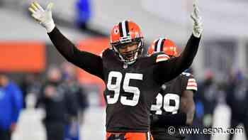 Browns DE Garrett 'retires' from basketball