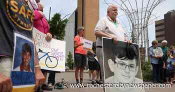 Parents of crash victims urge state lawmakers to pass street safety bills