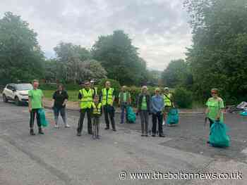 Litter pickers clean up Bolton over the Bank Holiday weekend - The Bolton News
