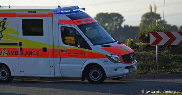 Mann stürzt von Leiter: Schwere Kopfverletzungen