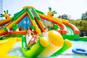 Splashland (met zeven waterglijbanen aan Meihof in Edegem) opent vier dagen later dan gepland
