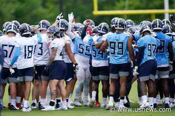 NFL Minicamps Mostly Proceeding Amid Debate About Offseason