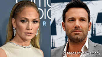 Jennifer Lopez and Ben Affleck 'are discussing summer plans': report