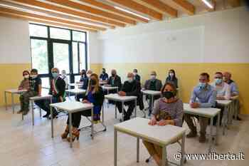 Taglio del nastro per la nuova ala della scuola primaria di Rottofreno - Libertà