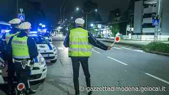 Modena. Guida con patente falsa e senza assicurazione. Denunciato - Gazzetta di Modena