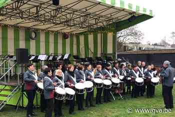 Gemeente koopt tweede podiumwagen aan - Gazet van Antwerpen
