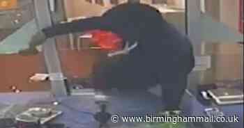 Watch as hammer thug smashes up Dudley pawnbrokers in £10k raid - Birmingham Live