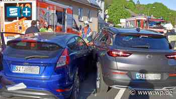 Netphen: Unfall auf der Siegstraße – Fahrerin verletzt - Westfalenpost