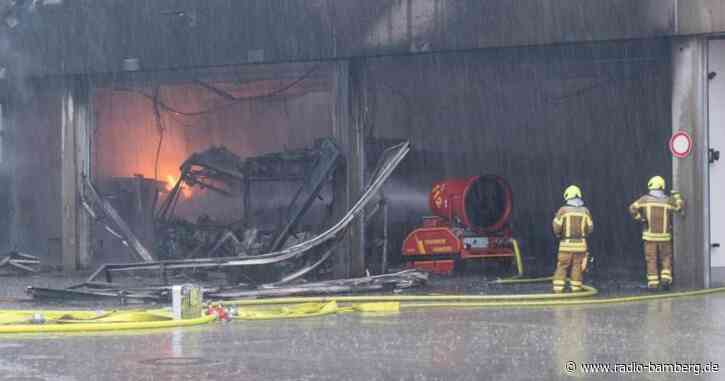 Millionenschaden bei Brand in Depot für Elektrobusse