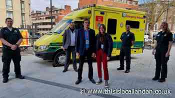 Man whose heart stopped for 21 minutes thanks London medics