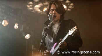Guns N’ Poses: How John Mayer’s New Video Nods to ‘Sweet Child o’ Mine’