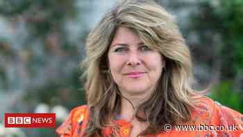 Covid: Twitter suspends Naomi Wolf after tweeting anti-vaccine misinformation