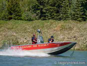 Calgary issues boating advisory for the Bow River - Calgary Herald