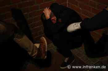 Brutale Attacke in Bamberg: Mann (32) von Unbekannten bewusstlos getreten