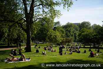 East Lancashire to remain dry and sunny next week while thunder and showers forecast for rest of UK