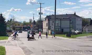News Expect slight traffic delays as pedestrian crossover goes in at Carleton Place's Moore Street - Ottawa Valley News
