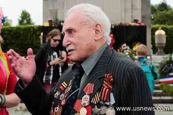 David Dushman, Who Helped Liberate Auschwitz, Dies at 98