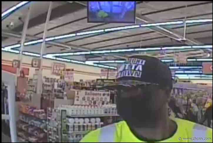 Robber hits north Houston store, makes slow getaway on bike