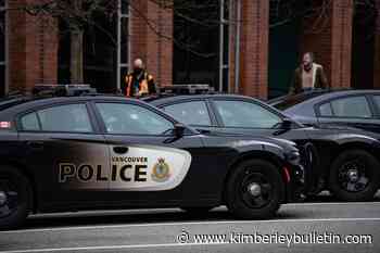5 injured in crash involving Vancouver police vehicle and transit bus - Kimberley Bulletin