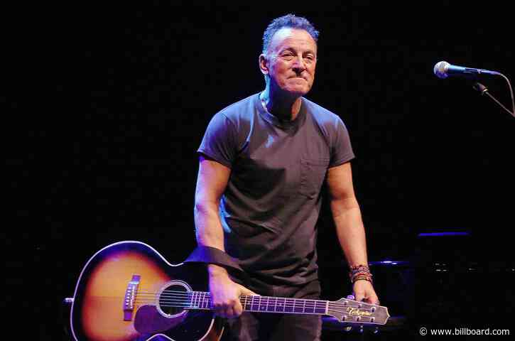 Bruce Springsteen to Return to Broadway For His One-Man Show