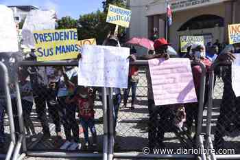 Denuncian la Iglesia católica los quiere desalojar en Santo Domingo Este - Diario Libre