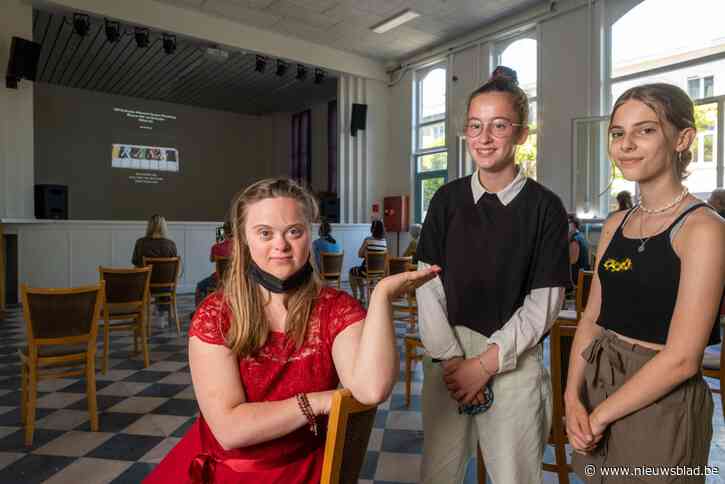 Kaat (23) verovert harten in pakkende kortfilm en beleeft haar dromen