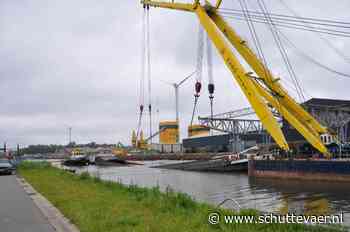 [UPDATE] Scheepsverkeer Gent weer op gang na stremming sluis Evergem - Schuttevaer.nl
