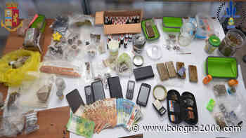 Spacciatore arrestato a Modena, aveva la sua base logistica in un camper parcheggiato nei pressi della facoltà di ingegneria - Bologna 2000