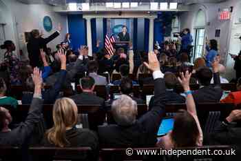 Full volume: White House briefing room back to crammed again