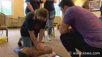 SWOK kids get hands-on look at medical field during Operation Orange - KSWO