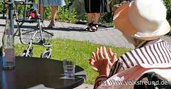 Janina Jungbluth und Selina Dohr singen für Senioren in Morbach - Trierischer Volksfreund