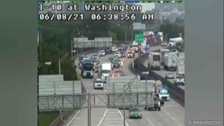 Traffic Update: All lanes open on I-10 E at Washington exit following crash